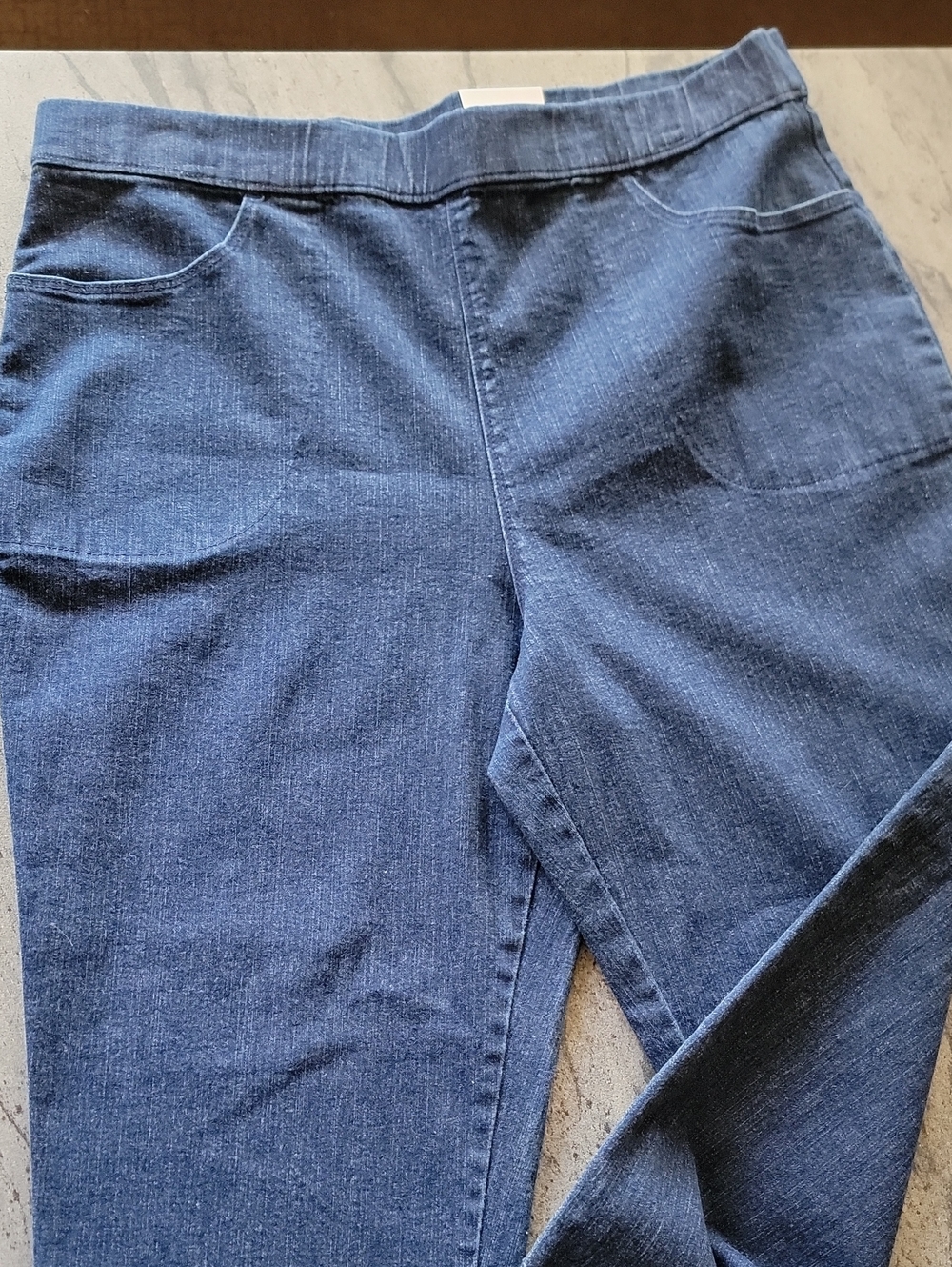 CROFT&BARROW Straight Mid Rise Comfort Waist Stretch Jeans Size L Short NWT